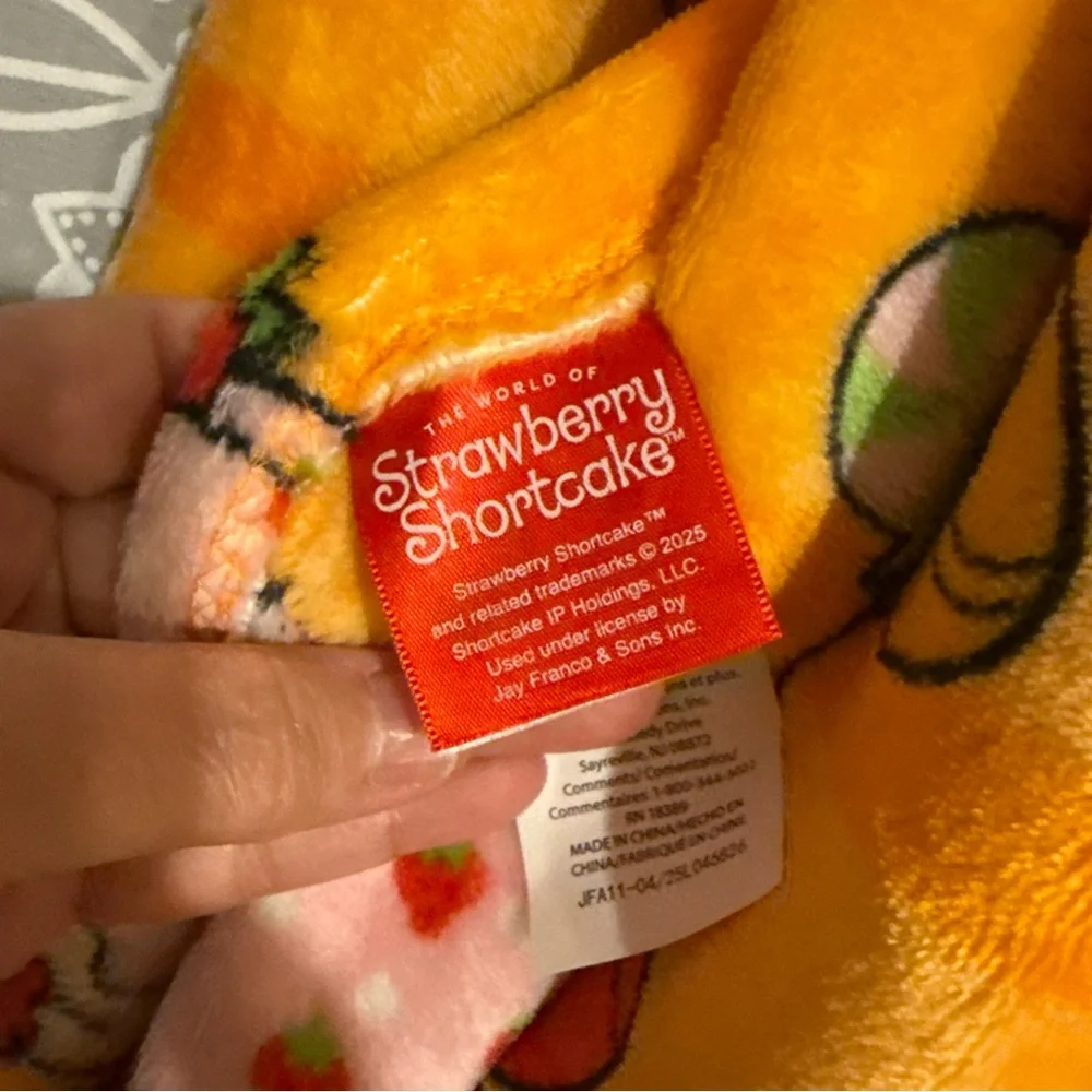 Halloween Strawberry Shortcake Plush Throw